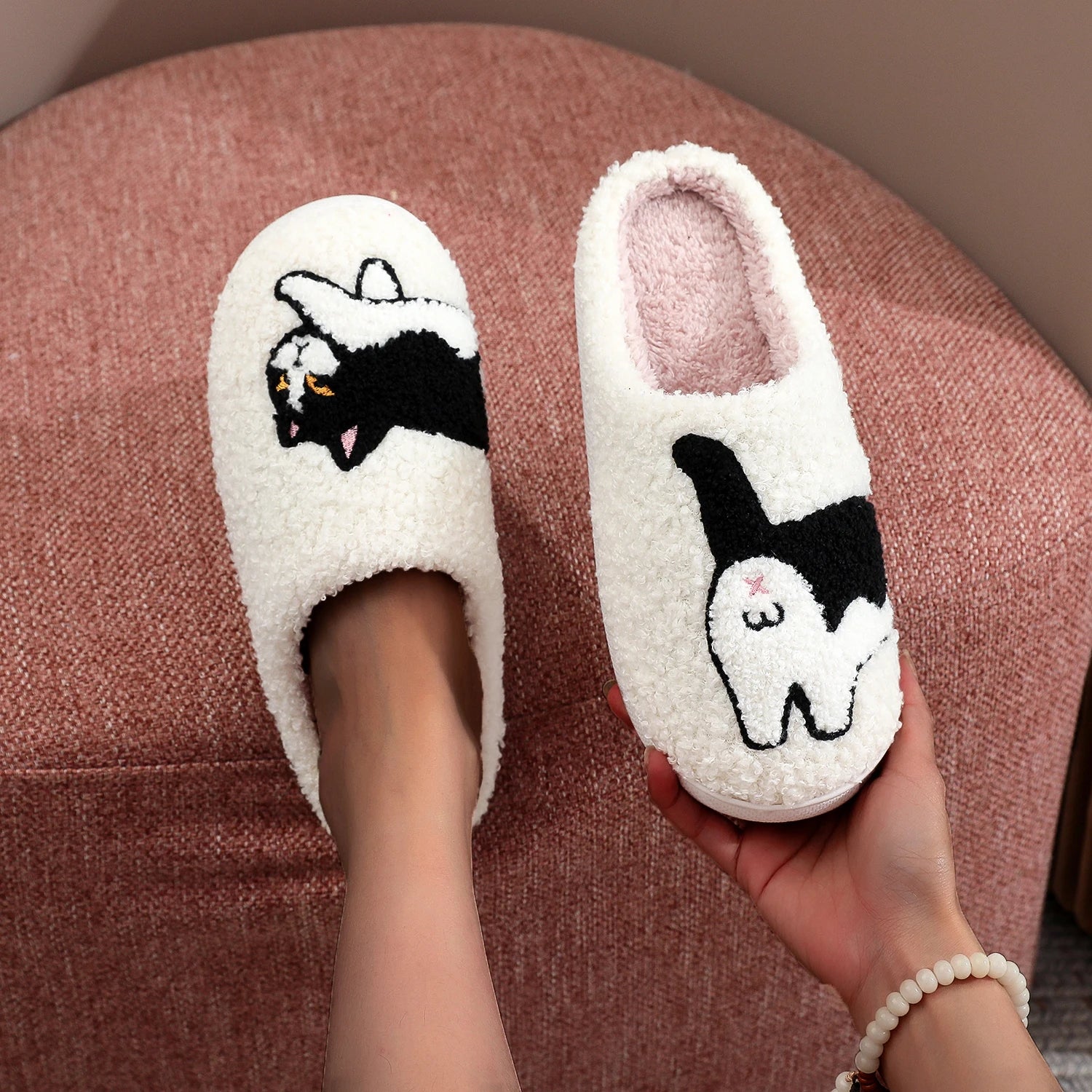PawComfort™ Cat Plush Slippers