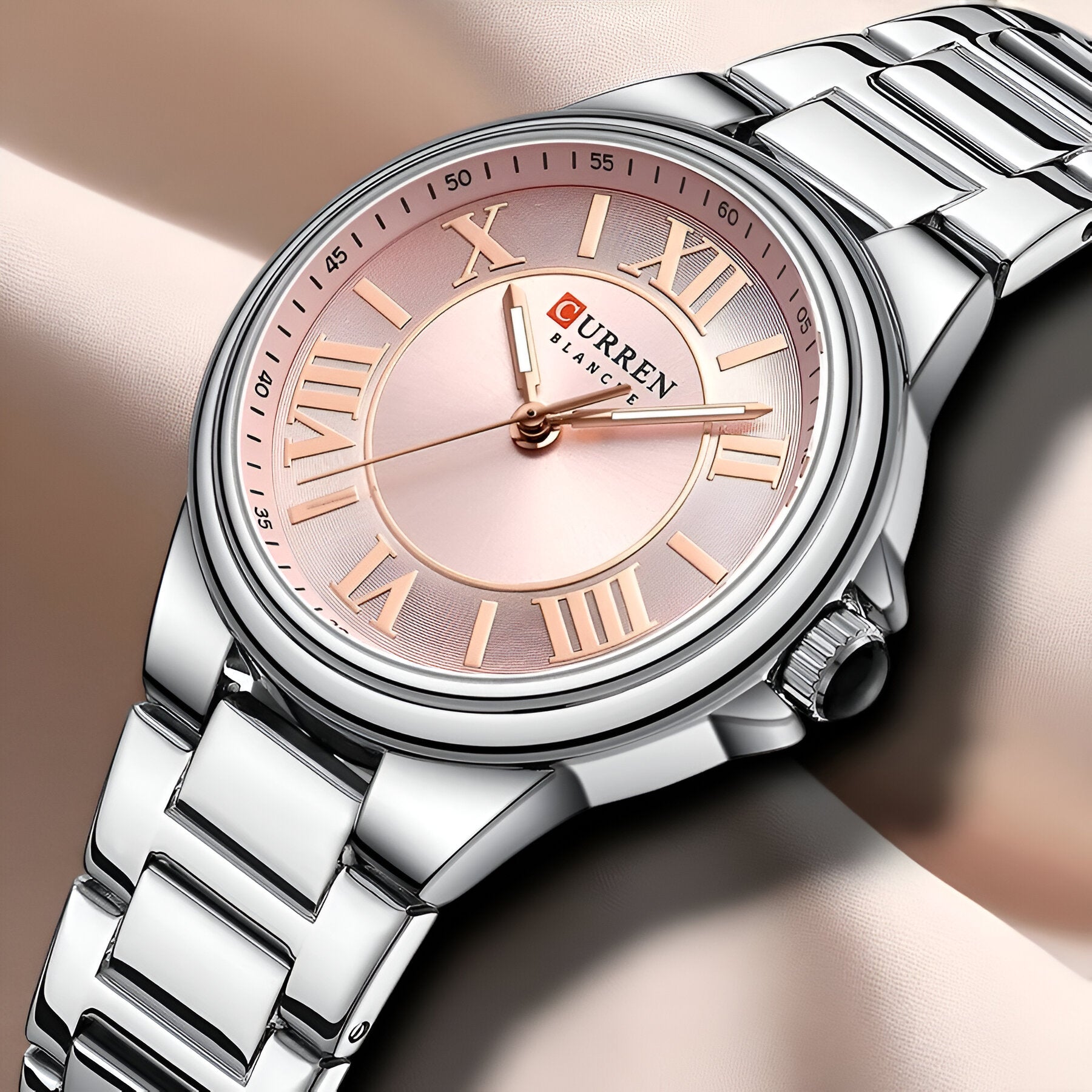 CURREN Romantic Women's Quartz Watch