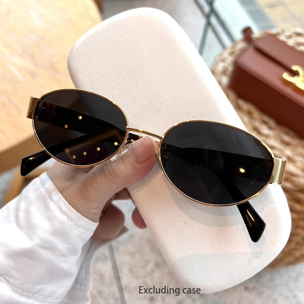 MetroVibe™ Classic Oval Metal Sunglasses