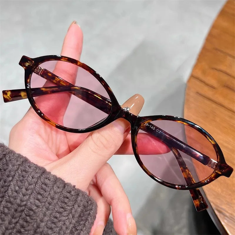 LumiOval™ Retro Women’s Sunglasses