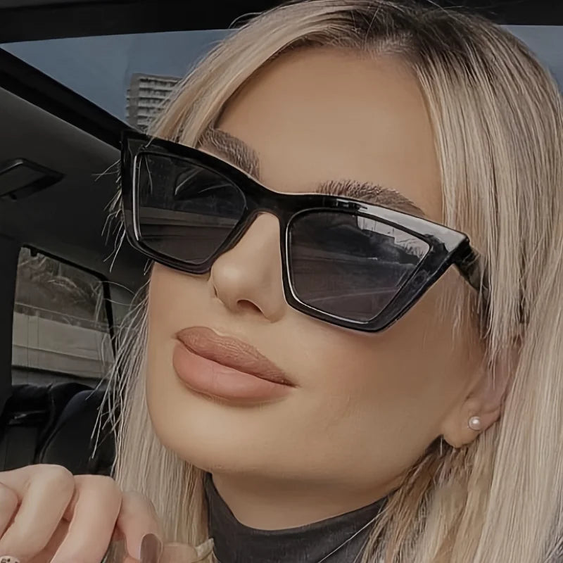 Purrfect Retro™ Vintage Cat-Eye Sunglasses